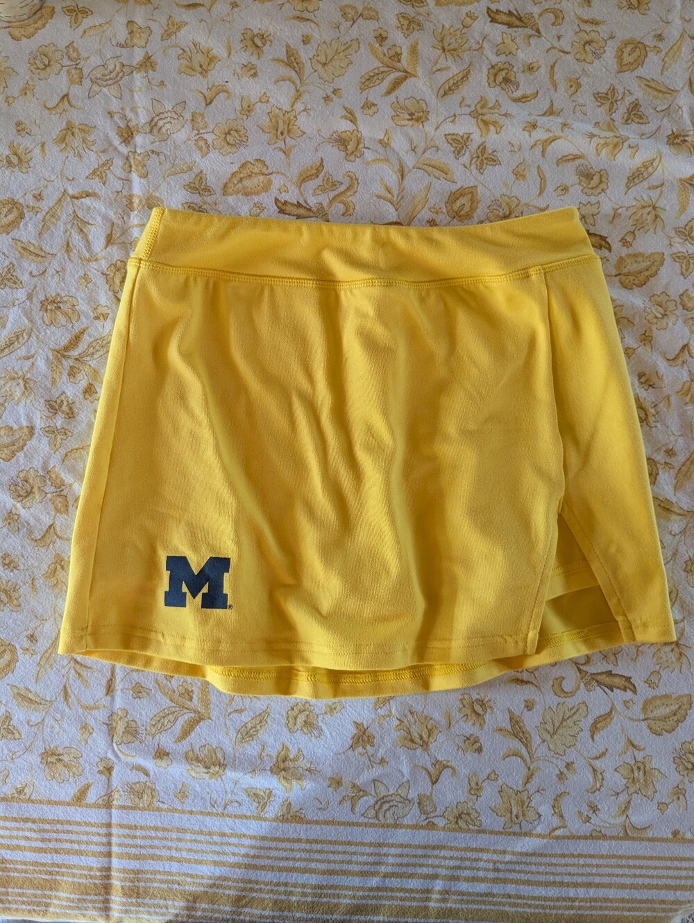 University of Michigan Yellow / Gold Skort Size Xs